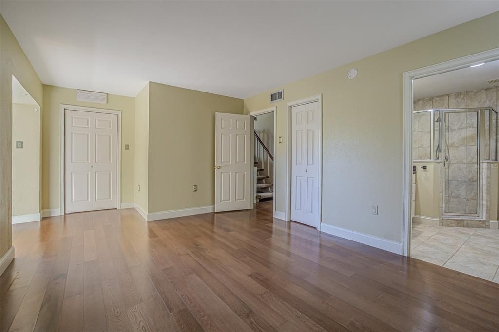 Active With Contract: $494,900 (5 beds, 3 baths, 3719 Square Feet)