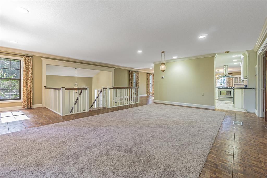 Active With Contract: $494,900 (5 beds, 3 baths, 3719 Square Feet)