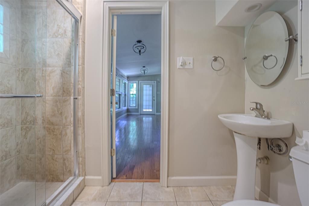 Active With Contract: $494,900 (5 beds, 3 baths, 3719 Square Feet)