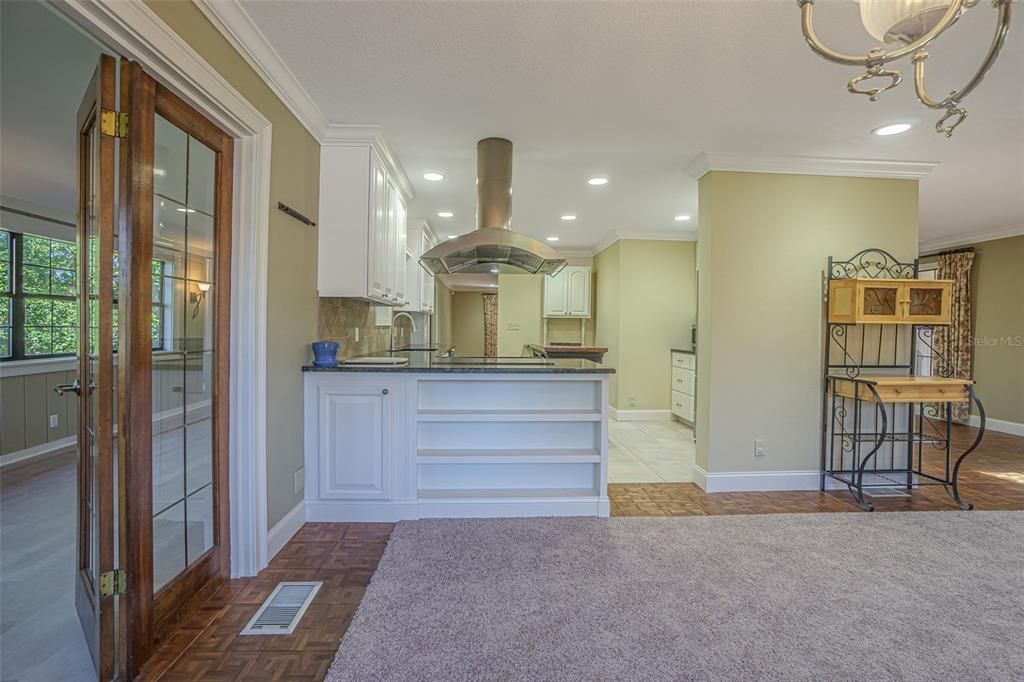 Active With Contract: $494,900 (5 beds, 3 baths, 3719 Square Feet)