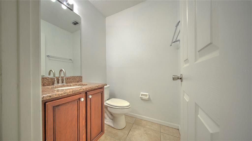 На продажу: $495,000 (4 спален, 2 ванн, 2225 Квадратных фут)