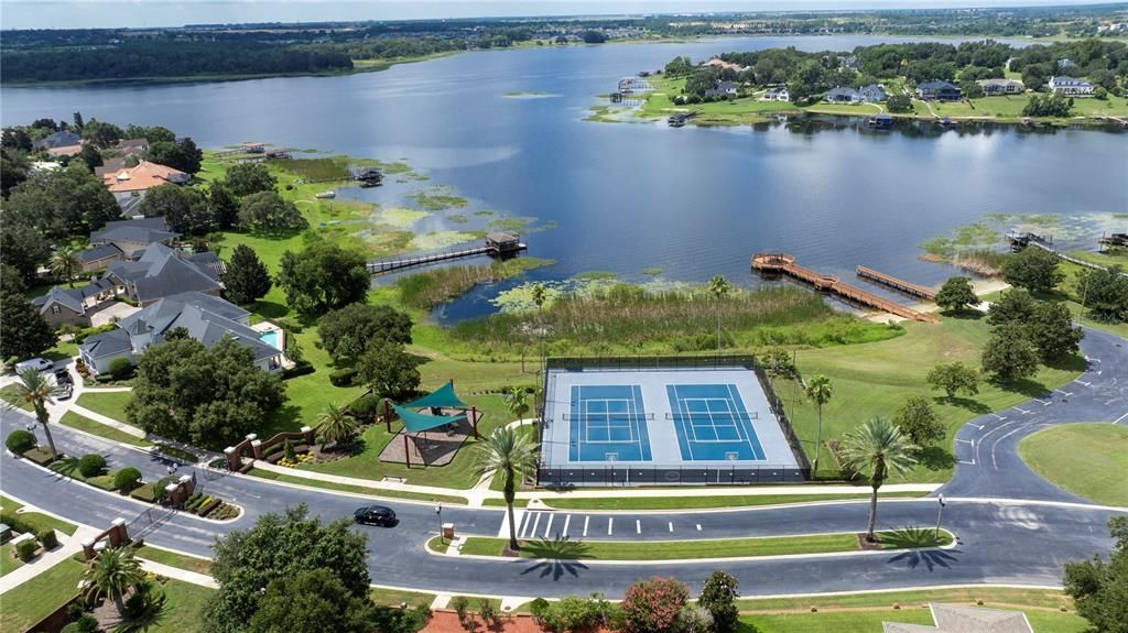 На продажу: $495,000 (4 спален, 2 ванн, 2225 Квадратных фут)