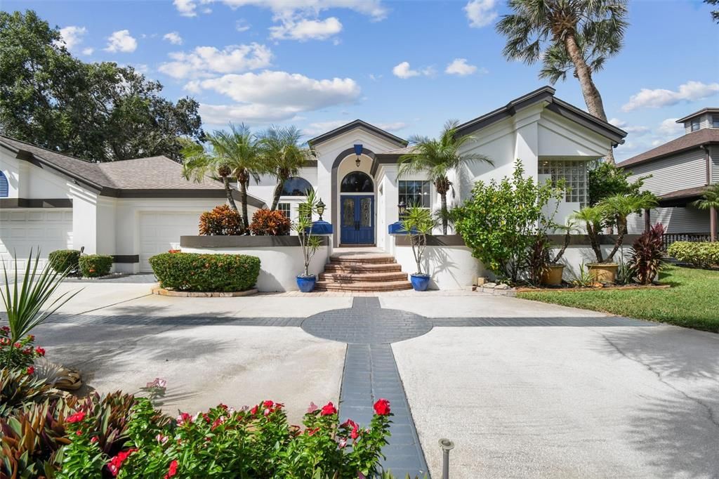 На продажу: $1,299,000 (4 спален, 2 ванн, 3756 Квадратных фут)