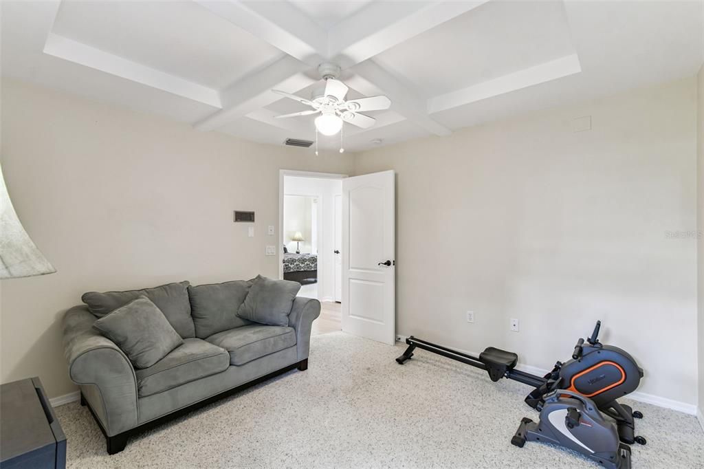 На продажу: $1,299,000 (4 спален, 2 ванн, 3756 Квадратных фут)