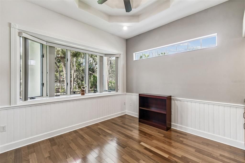 На продажу: $1,299,000 (4 спален, 2 ванн, 3756 Квадратных фут)