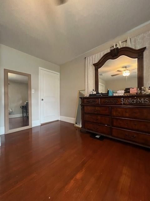 For Sale: $375,000 (4 beds, 3 baths, 2895 Square Feet)