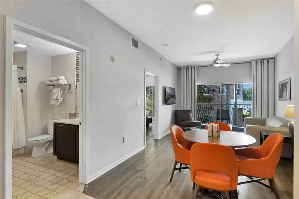 For Sale: $141,000 (1 beds, 1 baths, 751 Square Feet)