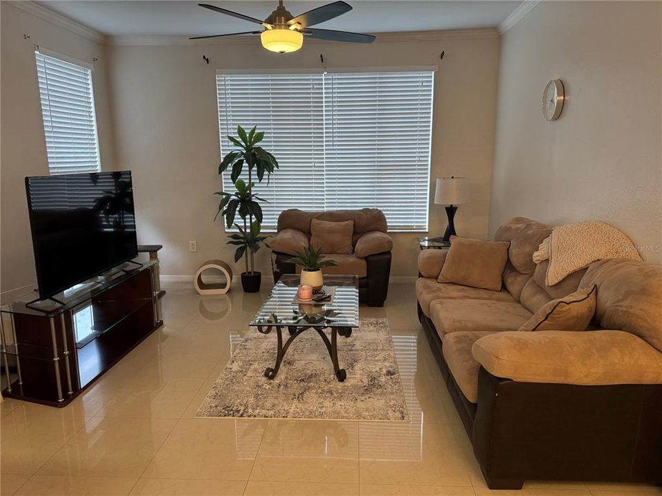 En Venta: $199,000 (1 camas, 1 baños, 904 Pies cuadrados)