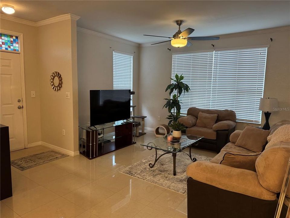 En Venta: $199,000 (1 camas, 1 baños, 904 Pies cuadrados)