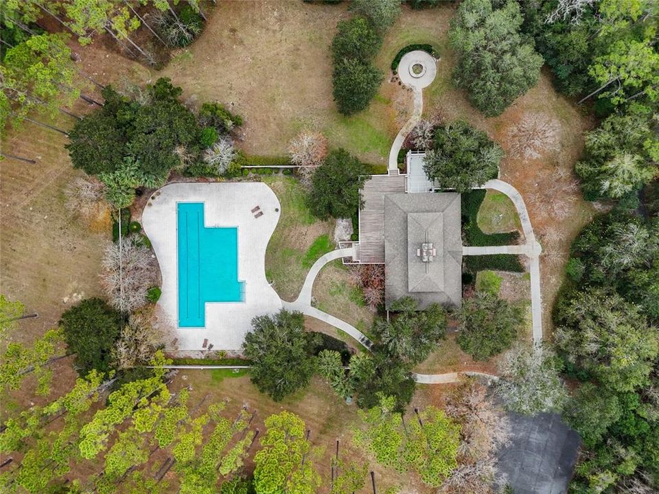 待售: $295,000 (2.29 acres)