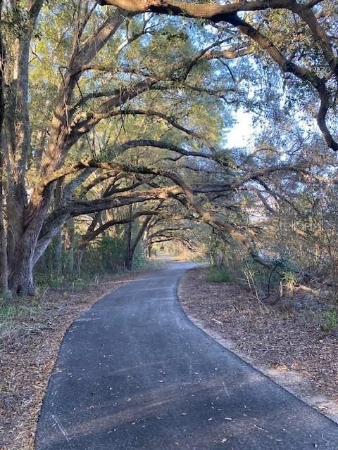 待售: $295,000 (2.29 acres)