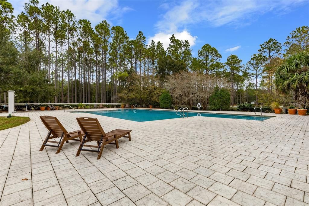 待售: $295,000 (2.29 acres)