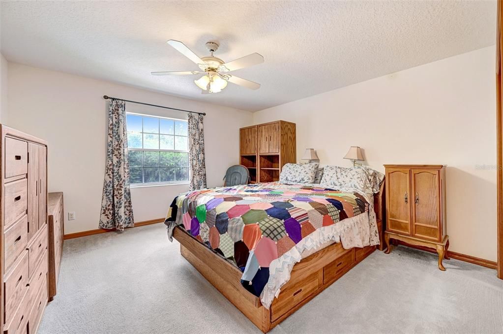 待售: $655,000 (4 贝兹, 3 浴室, 3966 平方英尺)