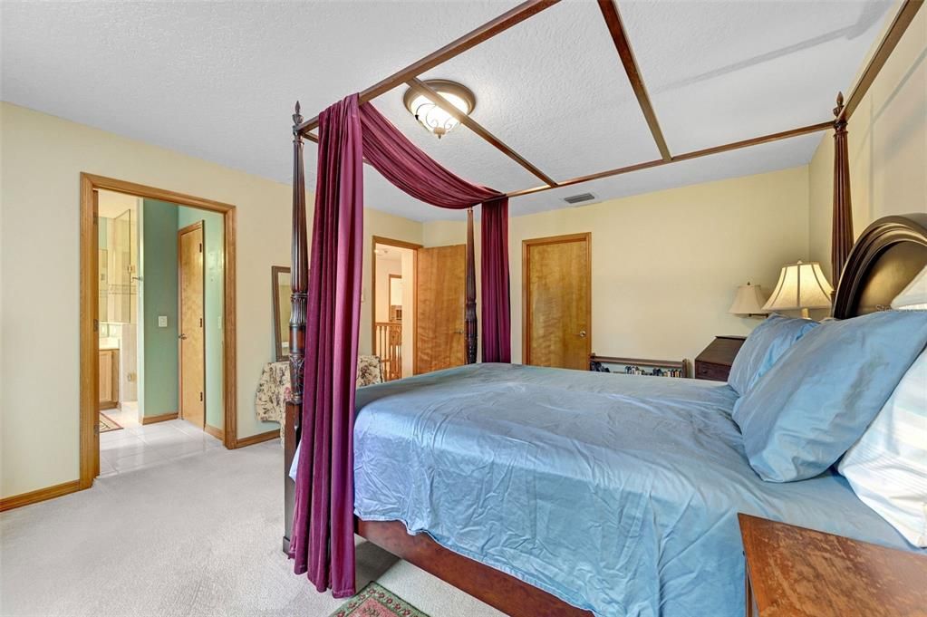 待售: $655,000 (4 贝兹, 3 浴室, 3966 平方英尺)