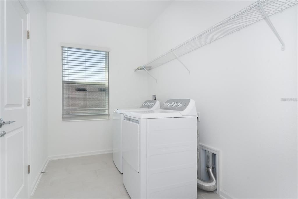 En Venta: $529,900 (5 camas, 3 baños, 3599 Pies cuadrados)