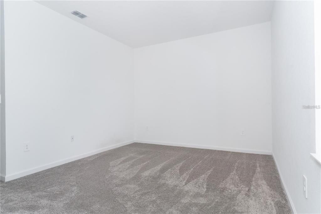 En Venta: $529,900 (5 camas, 3 baños, 3599 Pies cuadrados)