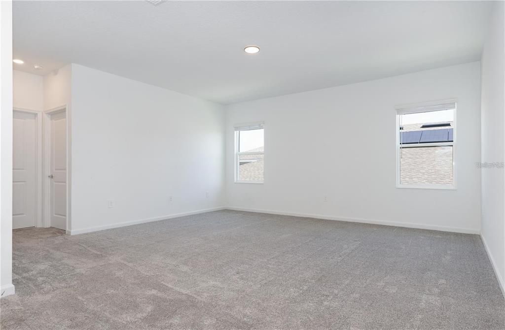 En Venta: $529,900 (5 camas, 3 baños, 3599 Pies cuadrados)