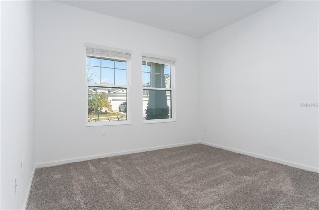 En Venta: $529,900 (5 camas, 3 baños, 3599 Pies cuadrados)