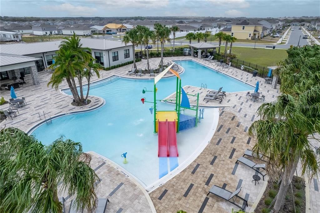 En Venta: $529,900 (5 camas, 3 baños, 3599 Pies cuadrados)