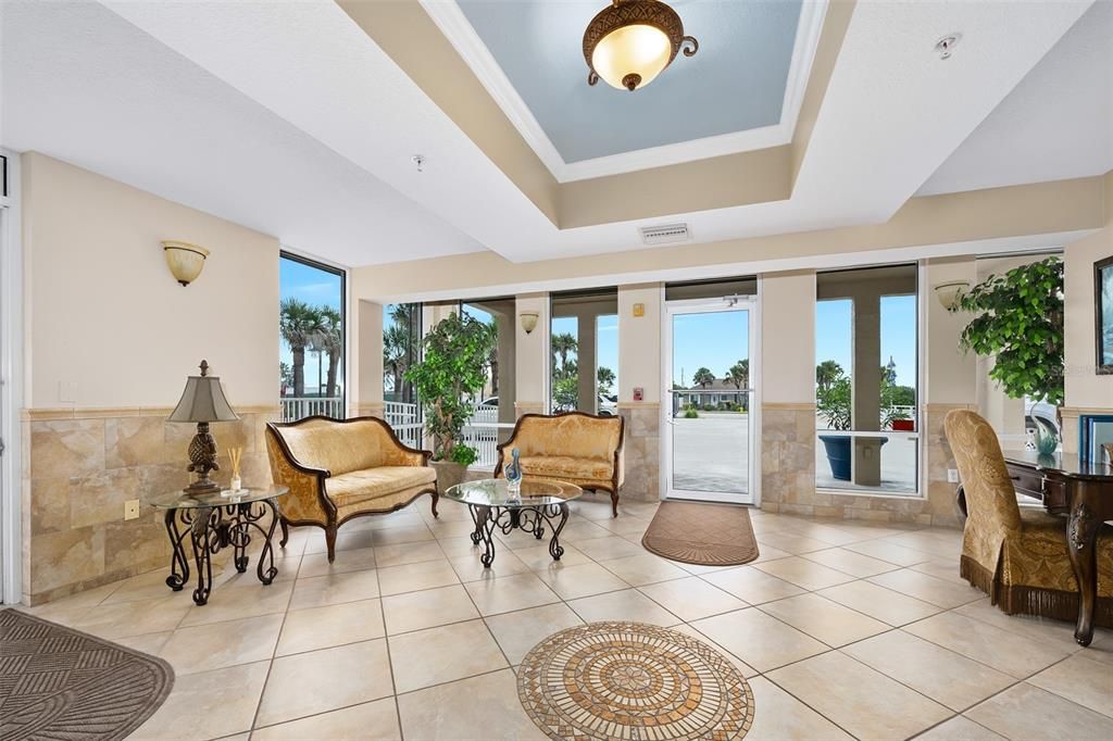 En Venta: $1,279,000 (3 camas, 3 baños, 2680 Pies cuadrados)