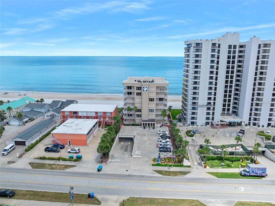 En Venta: $1,279,000 (3 camas, 3 baños, 2680 Pies cuadrados)