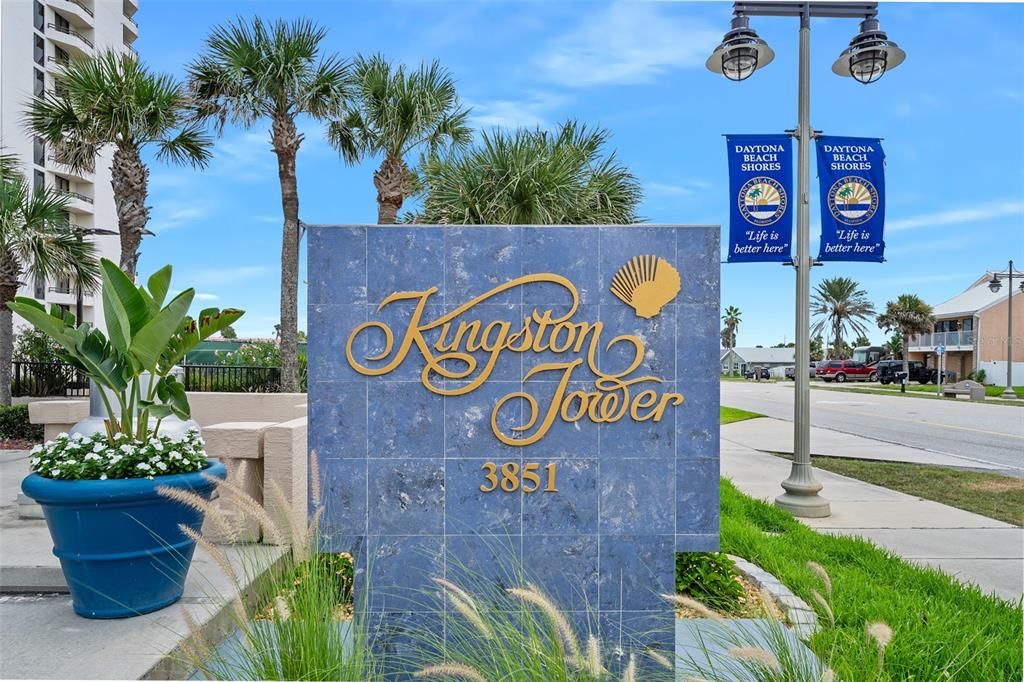 En Venta: $1,279,000 (3 camas, 3 baños, 2680 Pies cuadrados)