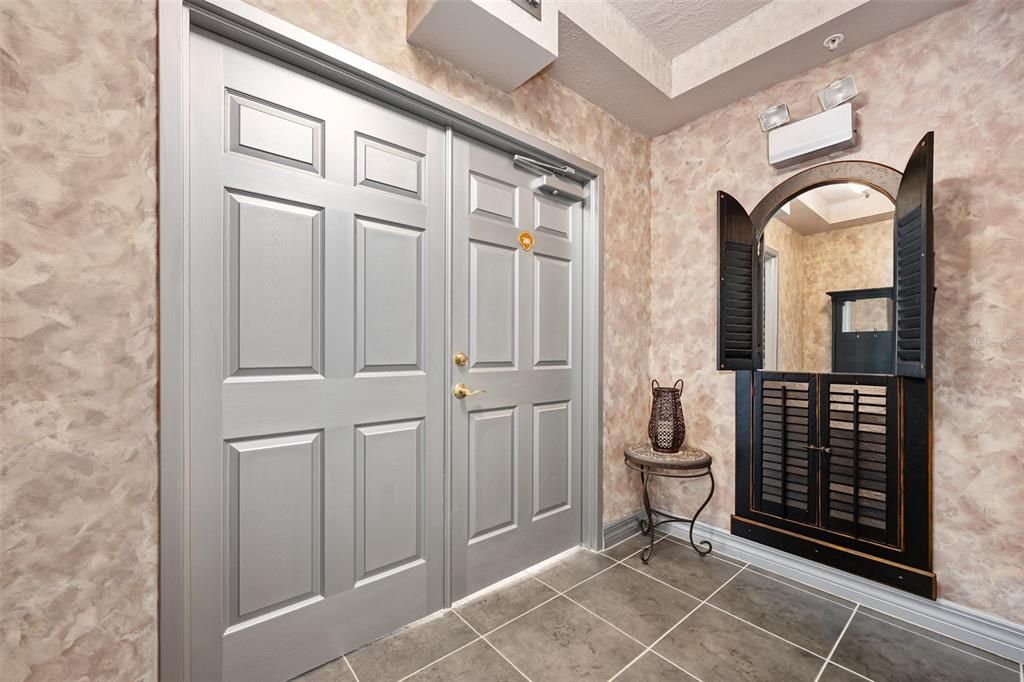 En Venta: $1,279,000 (3 camas, 3 baños, 2680 Pies cuadrados)