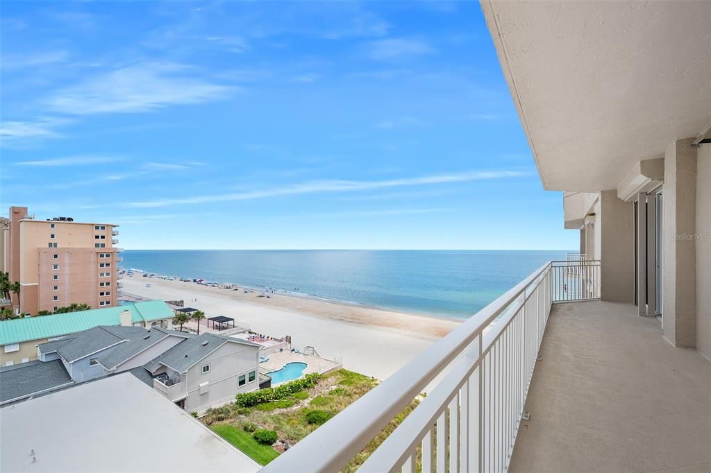 En Venta: $1,279,000 (3 camas, 3 baños, 2680 Pies cuadrados)