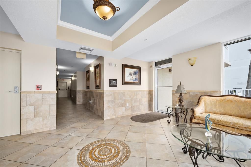 En Venta: $1,279,000 (3 camas, 3 baños, 2680 Pies cuadrados)