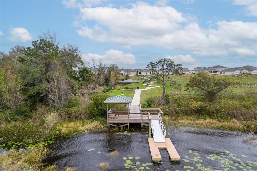 出租: $2,995 (5 贝兹, 3 浴室, 3599 平方英尺)