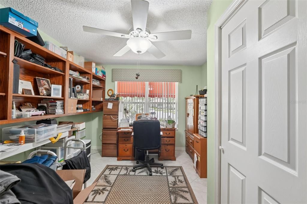 For Sale: $575,000 (2 beds, 2 baths, 1906 Square Feet)