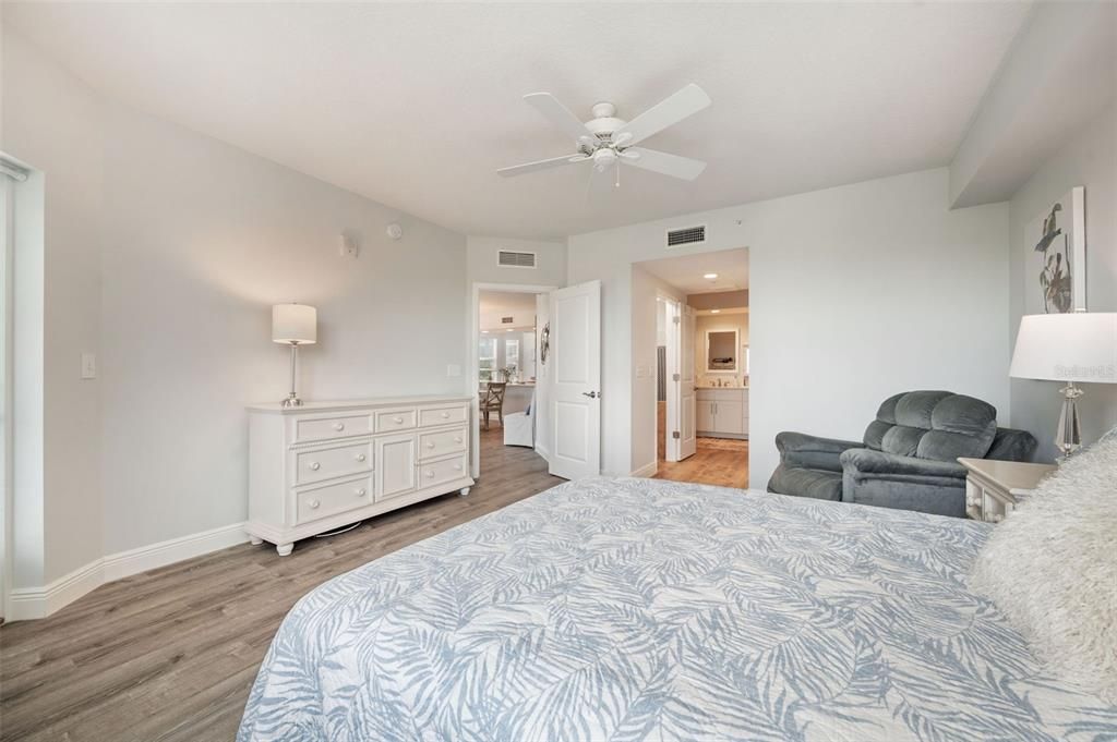 For Sale: $610,000 (3 beds, 2 baths, 1836 Square Feet)