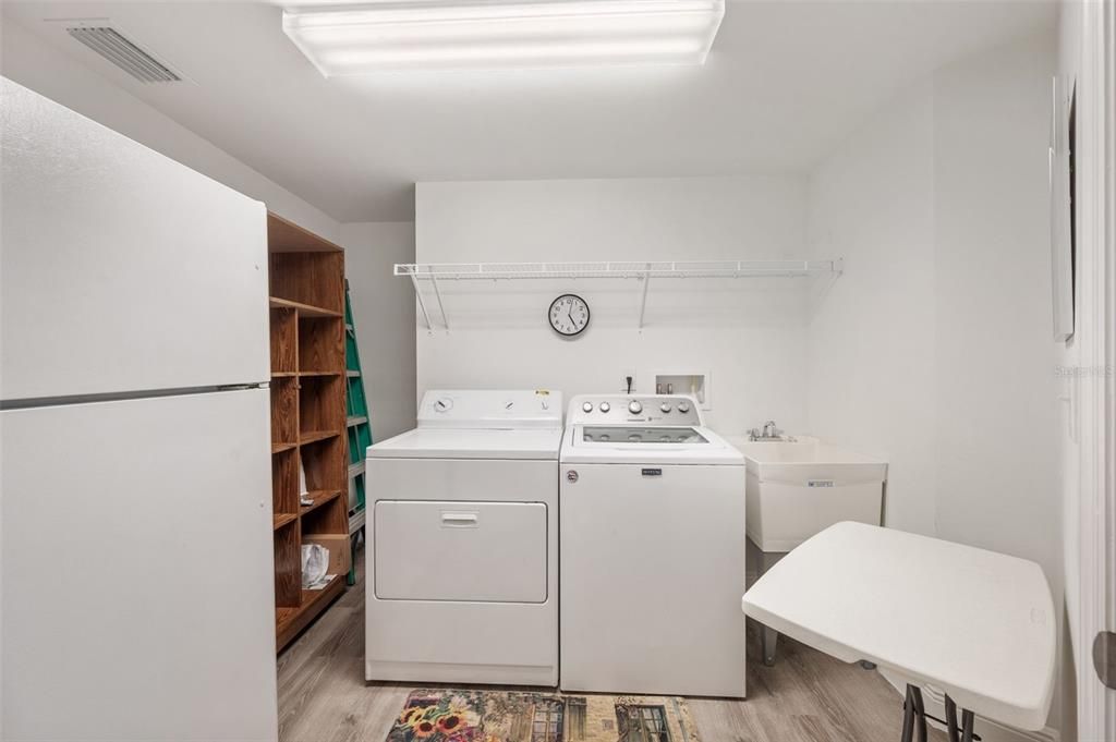 For Sale: $610,000 (3 beds, 2 baths, 1836 Square Feet)