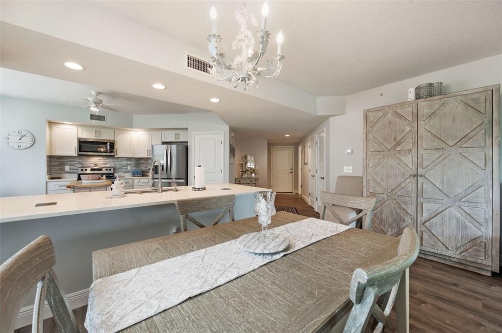 For Sale: $610,000 (3 beds, 2 baths, 1836 Square Feet)