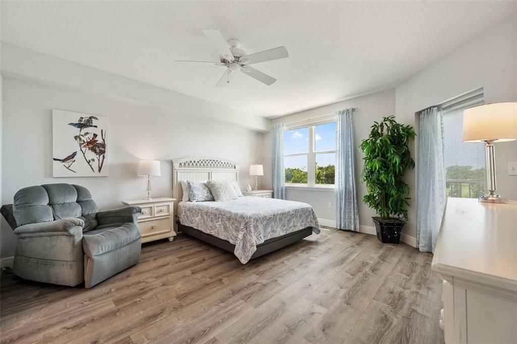 For Sale: $610,000 (3 beds, 2 baths, 1836 Square Feet)