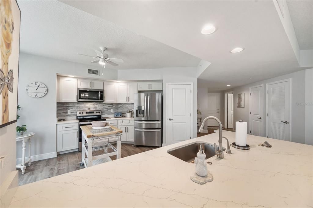 For Sale: $610,000 (3 beds, 2 baths, 1836 Square Feet)