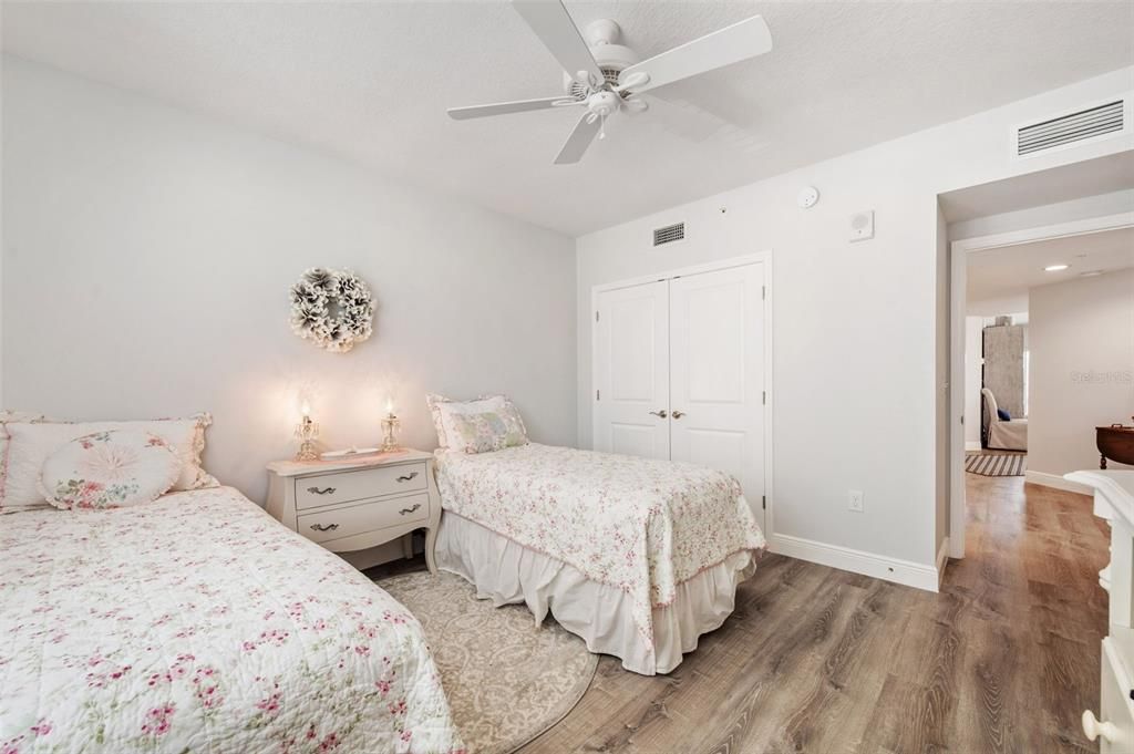 For Sale: $610,000 (3 beds, 2 baths, 1836 Square Feet)