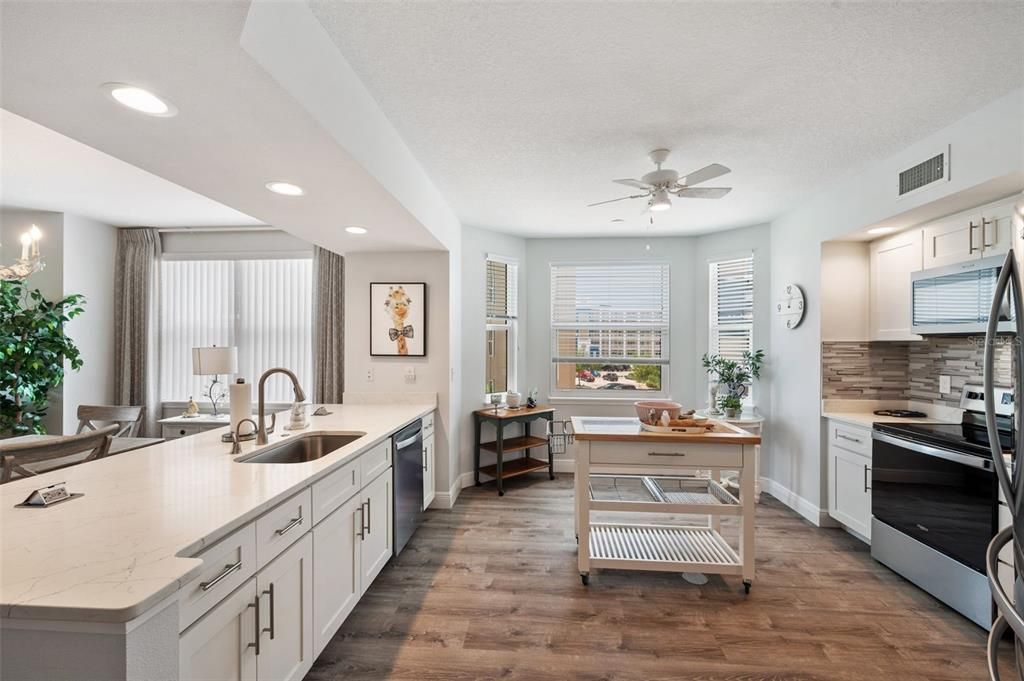 For Sale: $610,000 (3 beds, 2 baths, 1836 Square Feet)