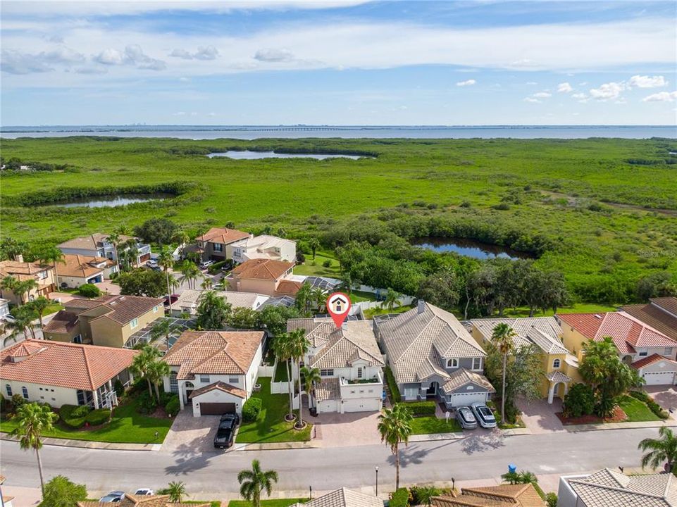 合同活跃: $899,000 (4 贝兹, 4 浴室, 2738 平方英尺)