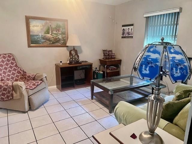 For Sale: $325,000 (3 beds, 2 baths, 1337 Square Feet)