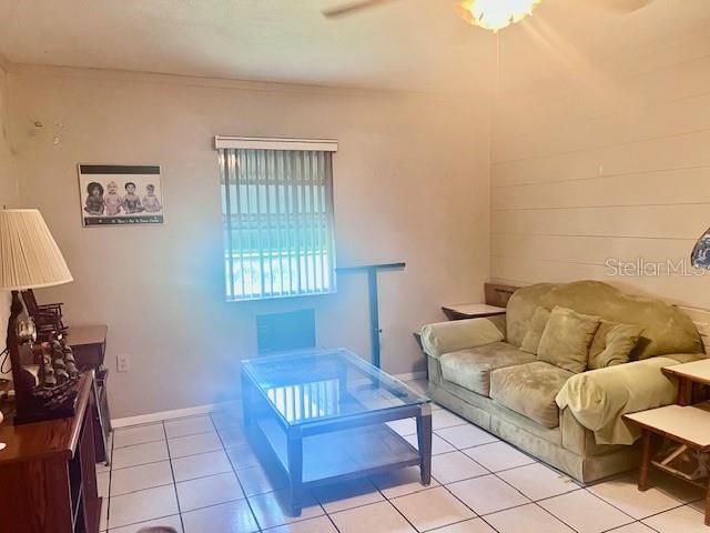 For Sale: $325,000 (3 beds, 2 baths, 1337 Square Feet)