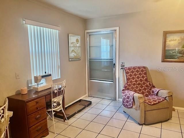 For Sale: $325,000 (3 beds, 2 baths, 1337 Square Feet)