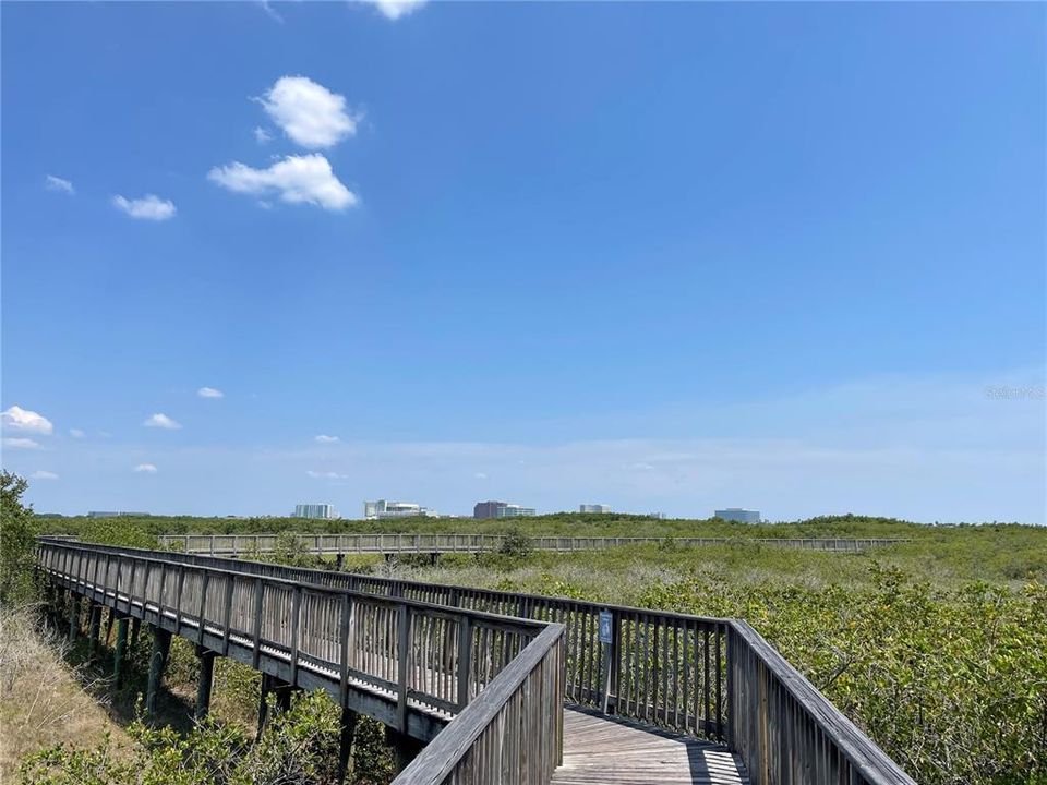 Active With Contract: $279,000 (2 beds, 2 baths, 1140 Square Feet)