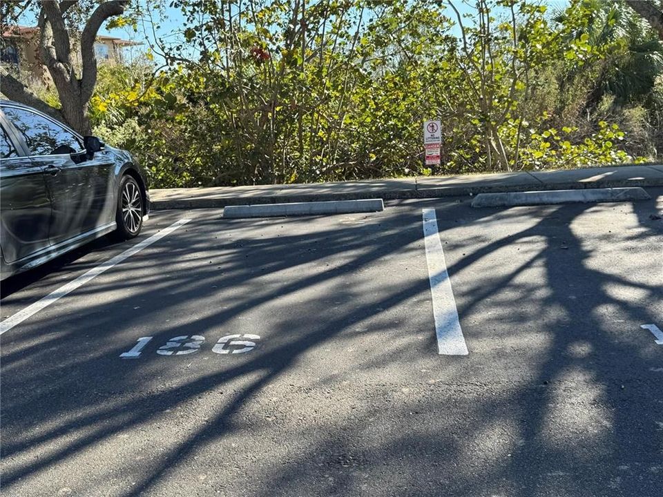 Active With Contract: $279,000 (2 beds, 2 baths, 1140 Square Feet)