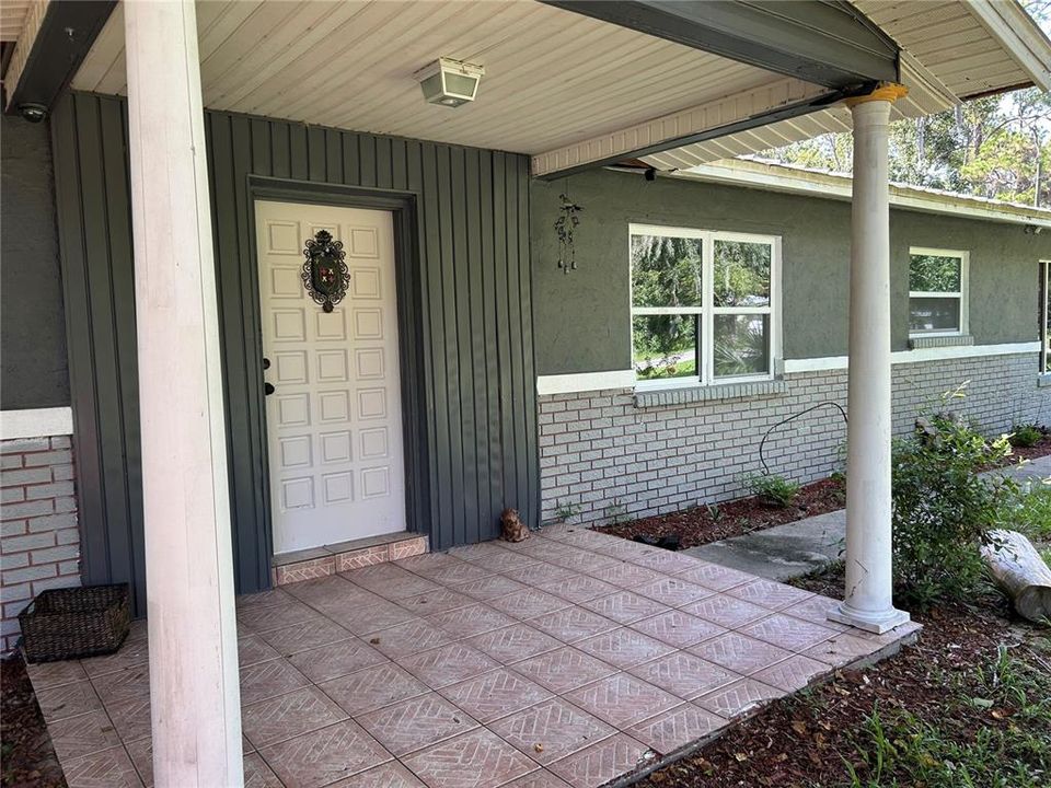 待售: $215,000 (3 贝兹, 2 浴室, 1584 平方英尺)