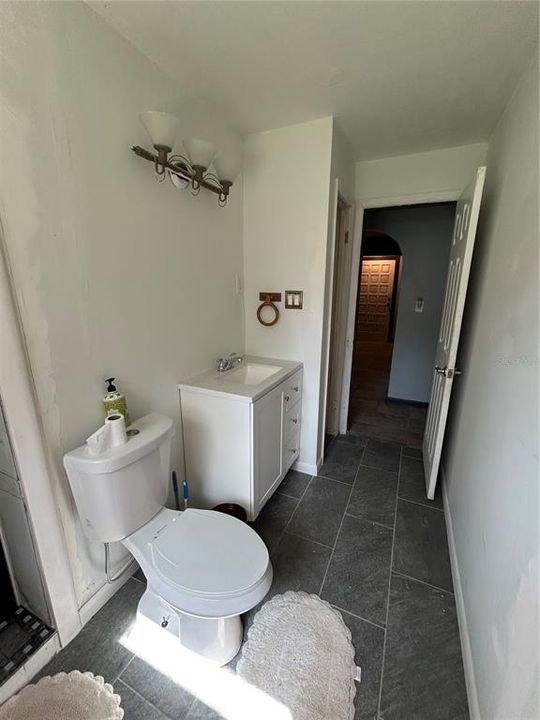 待售: $215,000 (3 贝兹, 2 浴室, 1584 平方英尺)