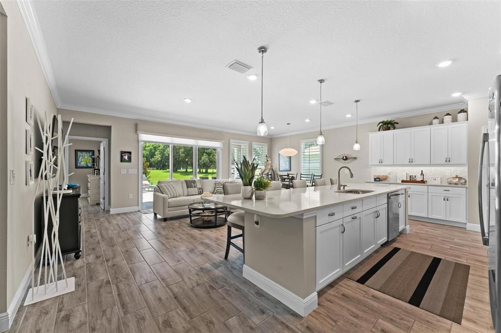 En Venta: $598,000 (3 camas, 2 baños, 1898 Pies cuadrados)