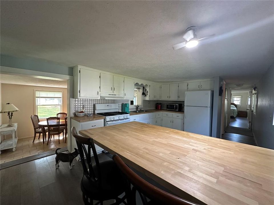 En Venta: $190,000 (3 camas, 2 baños, 1188 Pies cuadrados)