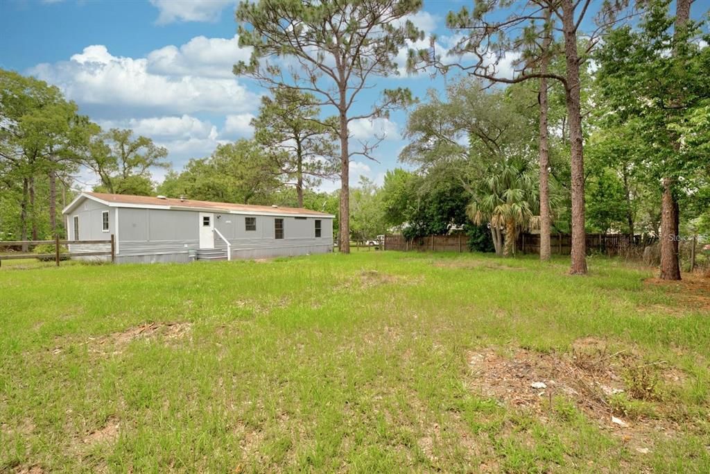 For Rent: $1,500 (3 beds, 2 baths, 1152 Square Feet)