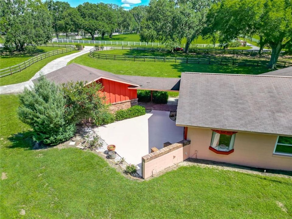 Active With Contract: $2,750 (3 beds, 1 baths, 1933 Square Feet)